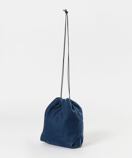 URBAN RESEARCH(アーバンリサーチ)の「『一部別注カラー』JAMIRAY EGGVELVET D/S PUFFER BAG(ショルダーバッグ・レディース・BLUE/BLACK/別注RED・-)」の19枚目の写真