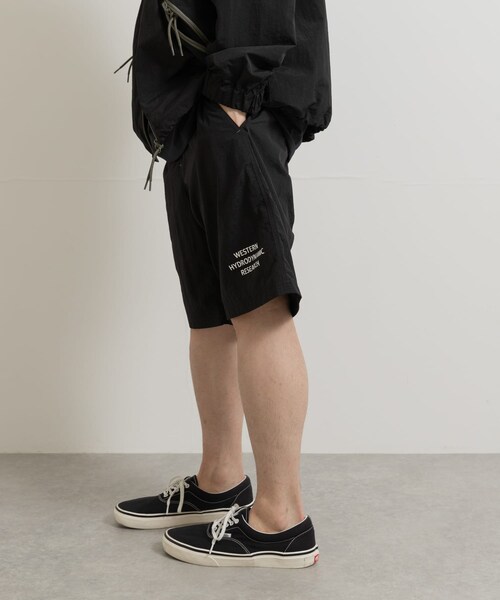 THE GOODLAND MARKET（ザグッドランドマーケット）の「Western Hydrodynamic　nylon shorts（その他パンツ・メンズ・BLACK/NAVY・M/L）」の5枚目の写真