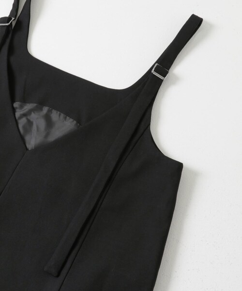 URBAN RESEARCH（アーバンリサーチ）の「スクエアネックミニジャンパーワンピース（ワンピース・レディース・BLACK/CHARCOAL・FREE）」の13枚目の写真