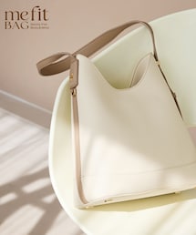 ROPE' PICNIC（ロペピクニック）の「me fit BAG フィットワンショルダーミドルバッグ（ショルダーバッグ・レディース）」