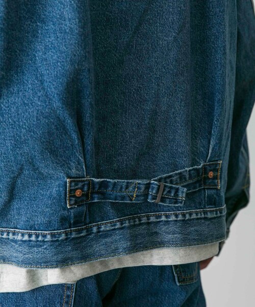 URBAN RESEARCH DOORS（アーバンリサーチドアーズ）の「LEVI’S　TYPE 1 TRUCKER（デニムジャケット・メンズ・Black/Indigo・S/M/L/XL）」の18枚目の写真