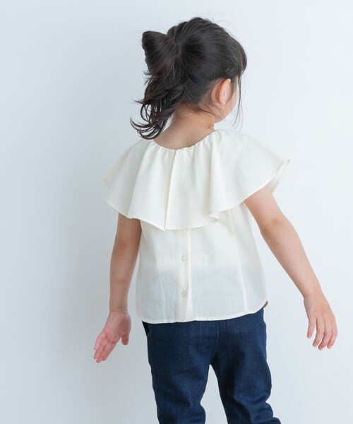 URBAN RESEARCH DOORS(アーバンリサーチドアーズ)の「2WAYフリルブラウス(KIDS)(その他トップス・キッズ・LAVENDER/IVORY・105/120/135)」の14枚目の写真