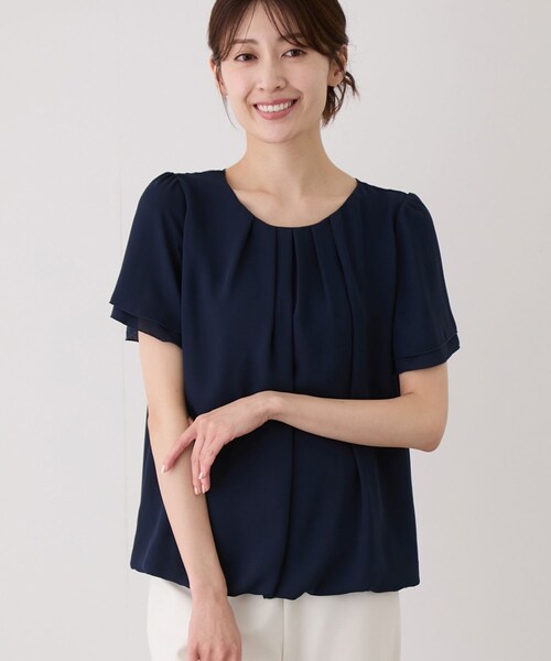 Jayro(ジャイロ)の「胸元タックブラウス(シャツ/ブラウス・レディース・ホワイト系/ネイビー/サックス/ピンク・M)」の5枚目の写真