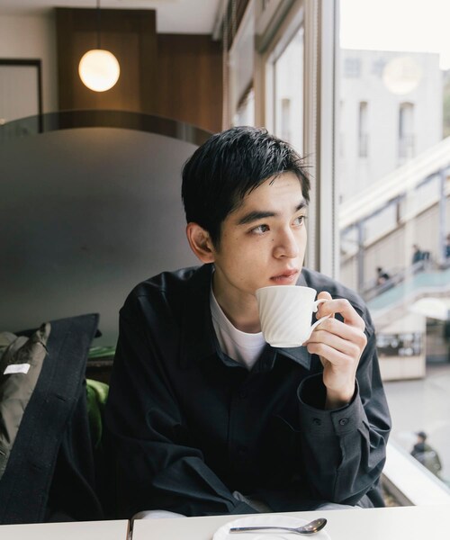 URBAN RESEARCH（アーバンリサーチ）の「THE DAY　WOOL SILK CHORE JACKET（カバーオール・メンズ・BLACK/CHARCOAL・1/2）」の8枚目の写真