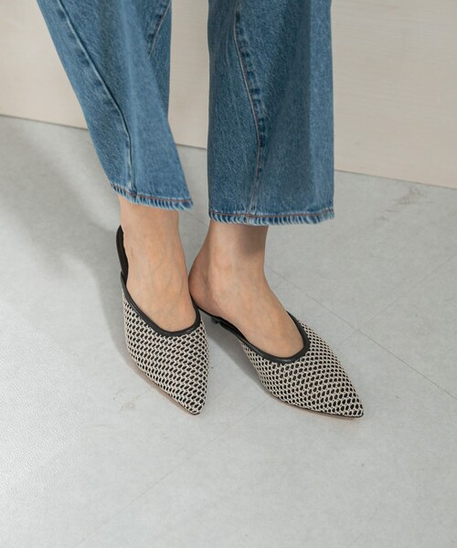 URBAN RESEARCH ROSSO（アーバンリサーチロッソ）の「Mollini　パンプス（パンプス・レディース・BLKCREAM・36/37/38）」の4枚目の写真