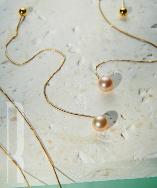 ROPE'(ロペ)の「R(ロペ アール)K10 ピンクパールアメリカンピアス(ピアス(両耳用)・レディース・ゴールド・F)」の4枚目の写真