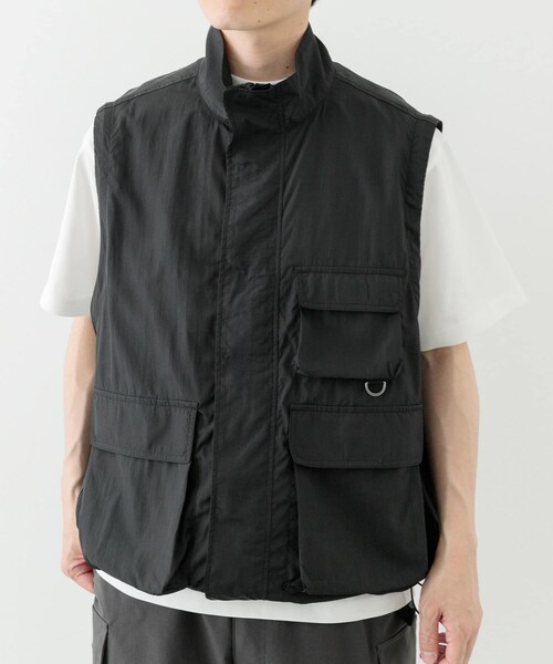 ITEMS URBANRESEARCH（アイテムズ アーバンリサーチ）の「『セットアップ対応』スーパーライトナイロン2wayブルゾン（ブルゾン・メンズ・BLK/CHA・M/L）」の7枚目の写真
