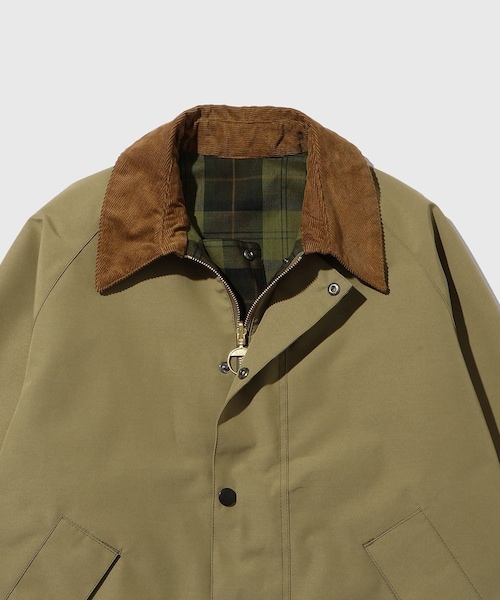ADAM ET ROPE'(アダムエロペ)の「《別注》【Barbour/バブアー】REVERSIBLE TRANSPORT(その他アウター・レディース・ベージュ・36/38/40/42)」の9枚目の写真