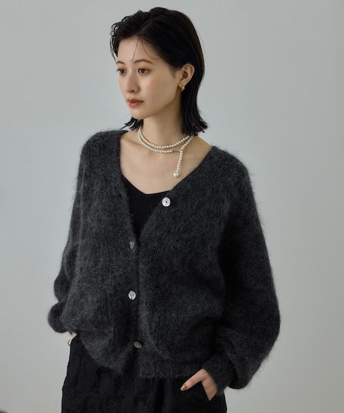 ROPE'（ロペ）の「スーパーキッドモヘヤVネックカーディガン/イージーケア（カーディガン/ボレロ・レディース・ピンク系/チャコール・F）」の16枚目の写真