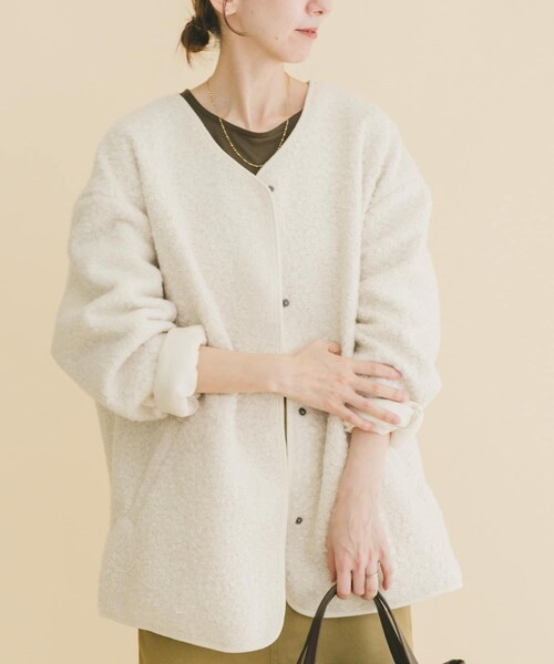 ITEMS URBANRESEARCH（アイテムズ アーバンリサーチ）の「ボアジャケット（ノーカラージャケット・レディース・OFF/GRY/L.BRN・Free）」の5枚目の写真