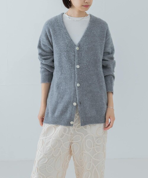 URBAN RESEARCH(アーバンリサーチ)の「『別注』ROUTINE×URBAN RESEARCH 起毛カーディガン(カーディガン/ボレロ・レディース・RED/D NAVY/L GRAY/L BLUE/BEIGE・FREE)」の12枚目の写真