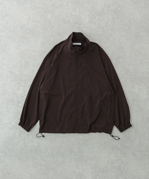 URBAN RESEARCH(アーバンリサーチ)の「NYLON DRY STRETCH JACKET(テーラードジャケット・メンズ・BLACK/BURGUNDY・M/L)」の2枚目の写真