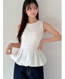RESEXXY（リゼクシー）の「ラッフルペプラムカットトップス（Tシャツ/カットソー・レディース）」