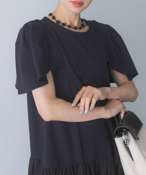 URBAN RESEARCH ROSSO（アーバンリサーチロッソ）の「Mewl　ペタルスリーブドッキングワンピース（ワンピース・レディース・BLACK/NAVY・Free）」の11枚目の写真