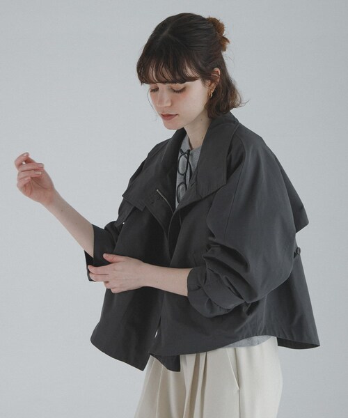 URBAN RESEARCH Sonny Label（アーバンリサーチサニーレーベル）の「撥水バックフレアスタンドカラーコート（テーラードジャケット・レディース・カーキ/ベージュ/チャコール・Free）」の8枚目の写真