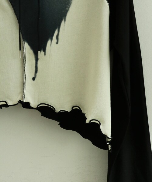 VIS（ビス）の「【reheat】ハートプリントフーディ【洗える】（パーカー・レディース・ブラック・F）」の14枚目の写真