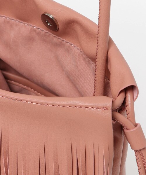 URBAN RESEARCH(アーバンリサーチ)の「ADD CULUMN SILKY(ショルダーバッグ・レディース・PINK/BLACK/IVORY・-)」の15枚目の写真