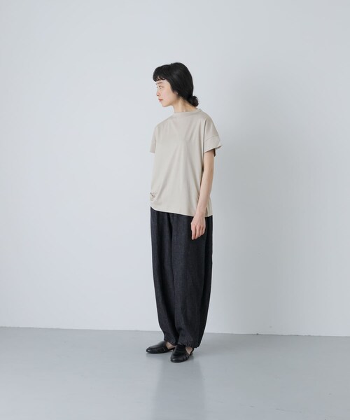 かぐれ(カグレ)の「handvaerk BOTTLE NECK SHORT-SLEEVE T-SHIRT(Tシャツ/カットソー・レディース・IRON/FOAM/LIME GREEN・S)」の15枚目の写真