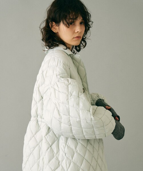 THE GOODLAND MARKET(ザグッドランドマーケット)の「『別注』KWD×ザ グッドランド マーケット GREEN DOWN QUILTING JACKET(その他アウター・レディース・BLACK/OFF WHITE・FREE)」の9枚目の写真