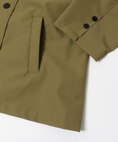 ITEMS URBANRESEARCH(アイテムズ アーバンリサーチ)の「撥水×防風 3Layerショートトレンチ(ステンカラーコート・メンズ・BLACK/DARK BEIGE・M/L)」の9枚目の写真