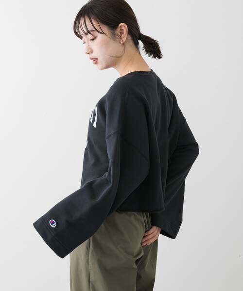 SENSE OF PLACE by URBAN RESEARCH（センスオブプレイスバイアーバンリサーチ）の「『別注』Champion×SENSE OF PLACE　カットオフスウェット（スウェット・レディース・YELLOW/OFF WHITE/NAVY・one）」の21枚目の写真