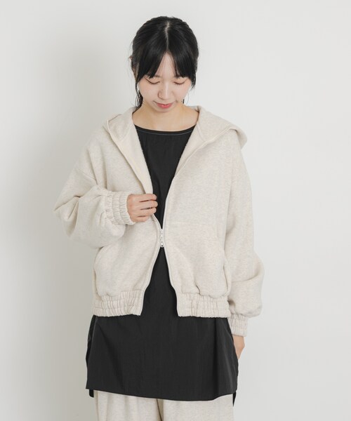 EKAL（エカル）の「ボタニルプライム裏起毛ZIPパーカー（パーカー・レディース・シロ杢/ブラック・one）」の5枚目の写真