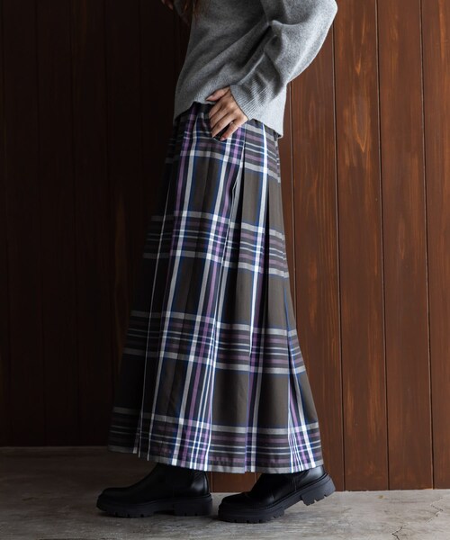 URBAN RESEARCH Sonny Label（アーバンリサーチサニーレーベル）の「タックチェックイージースカート（スカート・レディース・ブラック系/イエロー系/ブラウン系・36/38）」の22枚目の写真