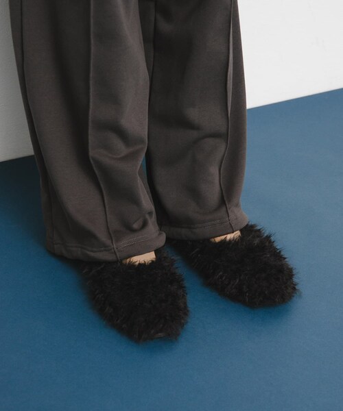 KBF（ケイビーエフ）の「ラウンドトゥファーシューズ（その他シューズ・レディース・BEIGE/BLACK・36/37/38）」の4枚目の写真