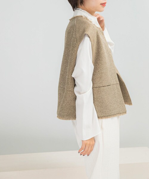 URBAN RESEARCH ROSSO（アーバンリサーチロッソ）の「CHIGNON　ツイードショートベスト（ベスト・レディース・CAMEL/BLACK・Free）」の17枚目の写真