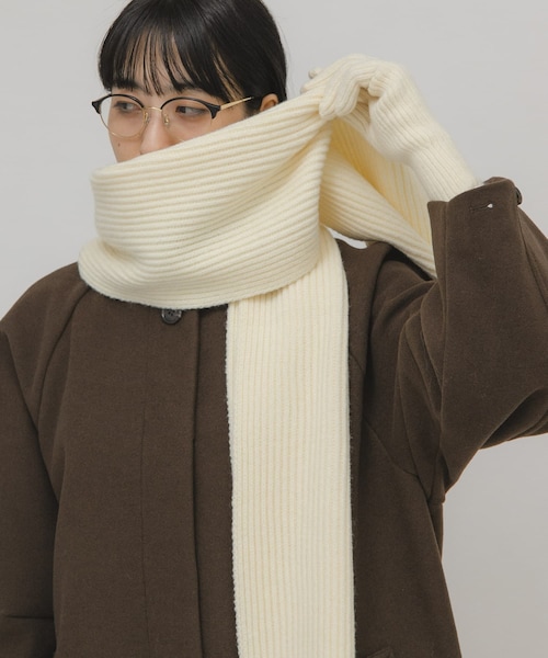 KBF（ケイビーエフ）の「リブニットマフラー（マフラー・レディース・IVORY/L.BLUE/BROWN・one）」の4枚目の写真