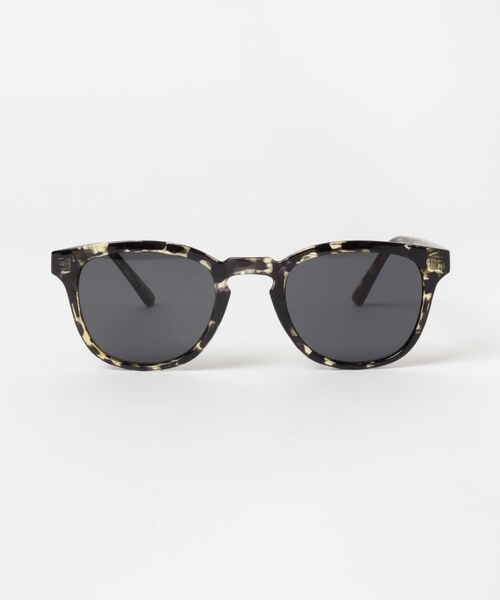 URBAN RESEARCH（アーバンリサーチ）の「A.Kjaerbede　BATE（メガネ・レディース・Champagne/Brown/Black/BK YLW/Smoke T-2・FREE）」の5枚目の写真