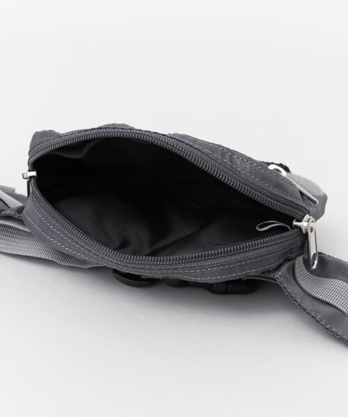 KBF（ケイビーエフ）の「MIL SPEC別注ミニボディバッグ（ボディバッグ/ウエストポーチ・レディース・BLUE/BEIGE/CHARCOAL・One/one）」の12枚目の写真