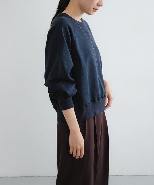 URBAN RESEARCH（アーバンリサーチ）の「スーピマコットンラグランスウェット（スウェット・レディース・CHERRY RED/NAVY/BLACK・Free）」の21枚目の写真