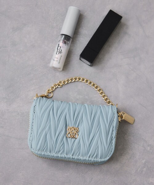 VIS（ビス）の「プリーツ加工ポーチチャーム（チャーム・レディース・ブラック/キナリ/サックス・F）」の10枚目の写真