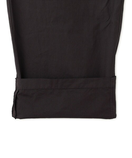 ADAM ET ROPE'(アダムエロペ)の「【AURALEE(オーラリー)】GARMENT-DYED FINX SHUTTLE WEATHER JUMPSUIT(つなぎ/オールインワン・レディース・ダークブラウン・1)」の11枚目の写真