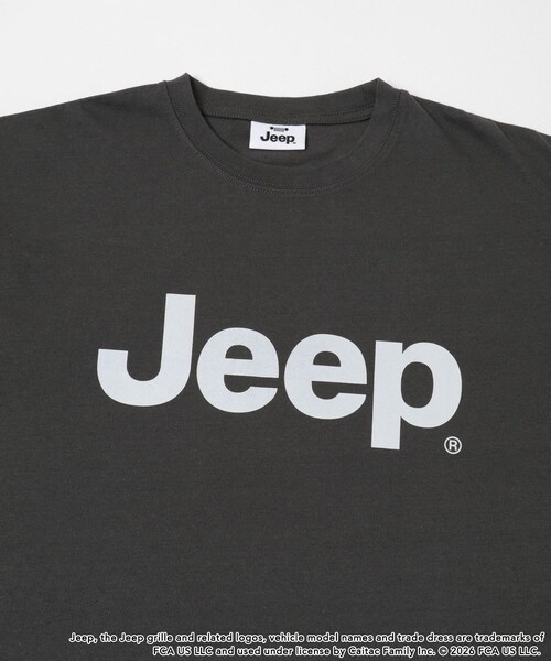 URBAN RESEARCH Sonny Label（アーバンリサーチサニーレーベル）の「JEEP ロゴショートスリーブTシャツ（Tシャツ/カットソー・メンズ・オフ/チャコール/レッド・M/L）」の22枚目の写真
