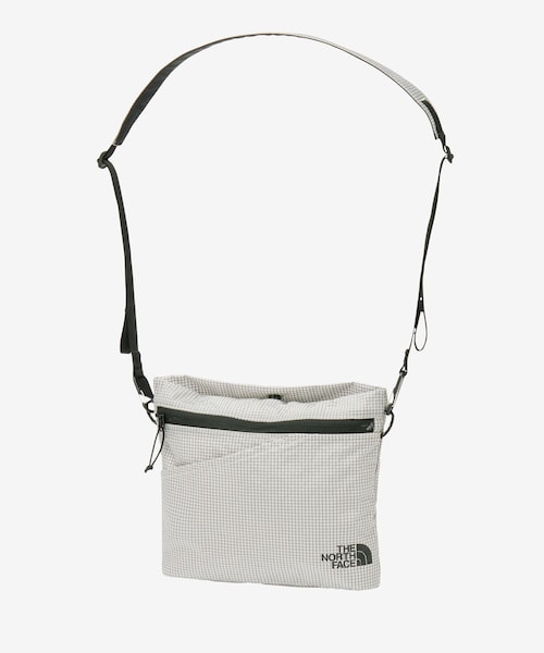 URBAN RESEARCH DOORS(アーバンリサーチドアーズ)の「THE NORTH FACE RAFTER SHOULDER POUCH MSP(ショルダーバッグ・レディース・Kブラック/TIティングレー/ABブルー・One)」の2枚目の写真