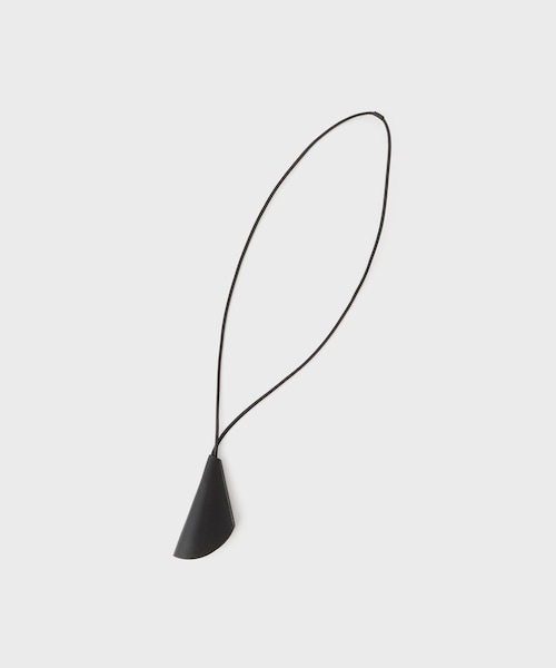 ADAM ET ROPE'(アダムエロペ)の「【PFT】Comb Motif Charm(その他小物・レディース・ブラック・F)」の14枚目の写真