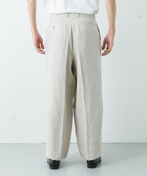 URBAN RESEARCH(アーバンリサーチ)の「REVERBERATE TACKED TROUSERS(その他パンツ・メンズ・ECRU/BLACK・1)」の6枚目の写真