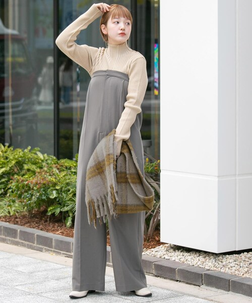 KBF（ケイビーエフ）の「BIGフリンジチェックストール（マフラー・レディース・GRAY×MTD/CAMEL×RED/IVORY×BRN・one）」の16枚目の写真