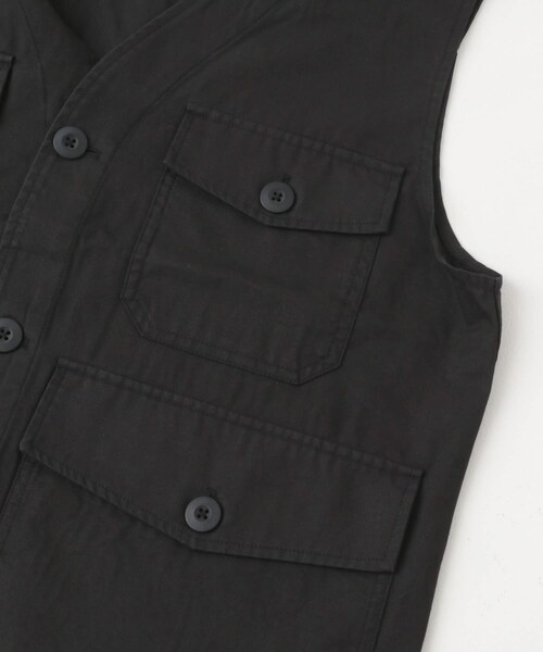 ITEMS URBANRESEARCH（アイテムズ アーバンリサーチ）の「マルチポケットVネックベスト（ベスト・メンズ・BLK/IVO/BEG・M/L）」の20枚目の写真