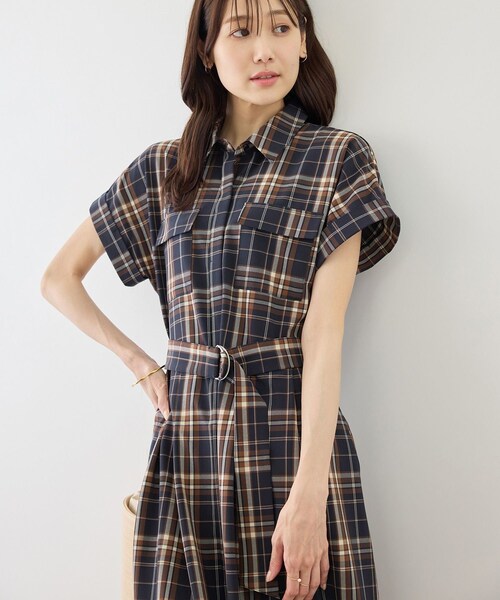 ROPE' PICNIC(ロペピクニック)の「アウトポケットシャツコンシャスワンピース/リンクコーデ(ワンピース・レディース・ダークブラウン系/ネイビー/ネイビー系・M/S)」の11枚目の写真