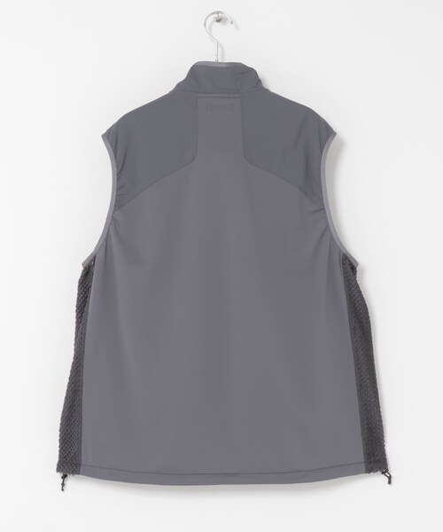 EKAL（エカル）の「OCTA VEST（ベスト・メンズ・Grey/Black・M/L/XL）」の10枚目の写真