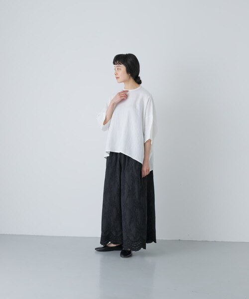かぐれ（カグレ）の「リネンクルーネック半袖シャツ（シャツ/ブラウス・レディース・OFF/BLACK/ROYAL BLUE・Free）」の11枚目の写真