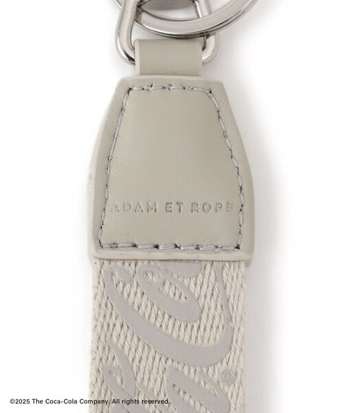 ADAM ET ROPE'(アダムエロペ)の「【Coca-Cola】Tape charm(キーホルダー・レディース・ブラック/ベージュ・F)」の18枚目の写真