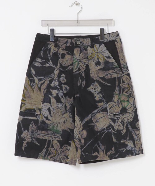 URBAN RESEARCH（アーバンリサーチ）の「Andersson Bell　FLOWER OVERLAY CARGO SHORTS（その他パンツ・メンズ・BLK/BEI・46/48）」の2枚目の写真