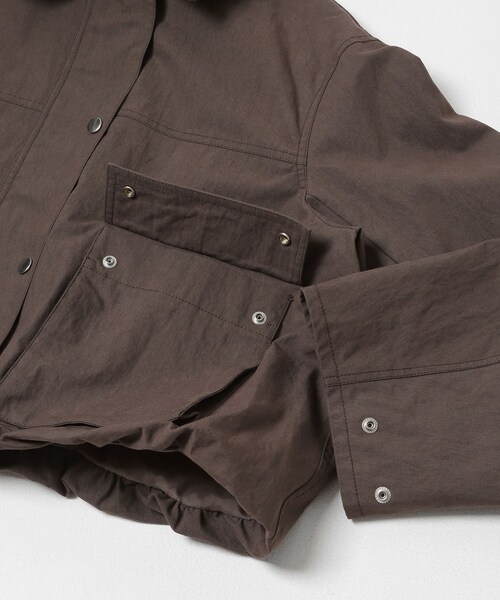 KBF（ケイビーエフ）の「2WAYカラーバルーンブルゾン（ブルゾン・レディース・SMOKYBEIGE/KHAKI/BROWN・One）」の18枚目の写真