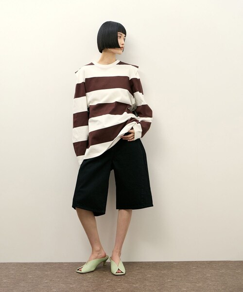ADAM ET ROPE'(アダムエロペ)の「【PHEENY(フィーニー)】別注 Heavy weight border tucked sleeve(Tシャツ/カットソー・レディース・ネイビー/ワイン系・F)」の5枚目の写真