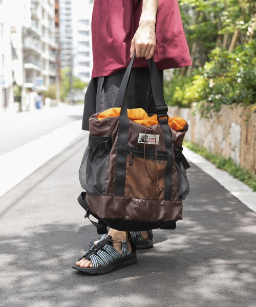 EKAL（エカル）の「『別注』Caribou Mountaineering×EKAL　L.WEIGHT PACKTOTE（トートバッグ・メンズ・BLACK/BROWN・one）」の17枚目の写真