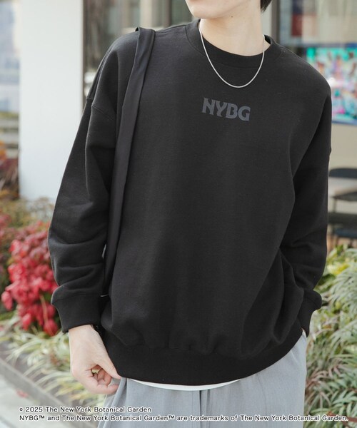 SENSE OF PLACE by URBAN RESEARCH(センスオブプレイスバイアーバンリサーチ)の「NYBG クルーネックルーズスウェットA(スウェット・メンズ・GREEN/WHITE/BLACK・M/L)」の21枚目の写真